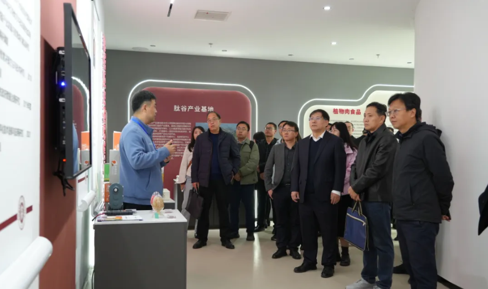 1762304300338095285.png 1762304300338095285.png